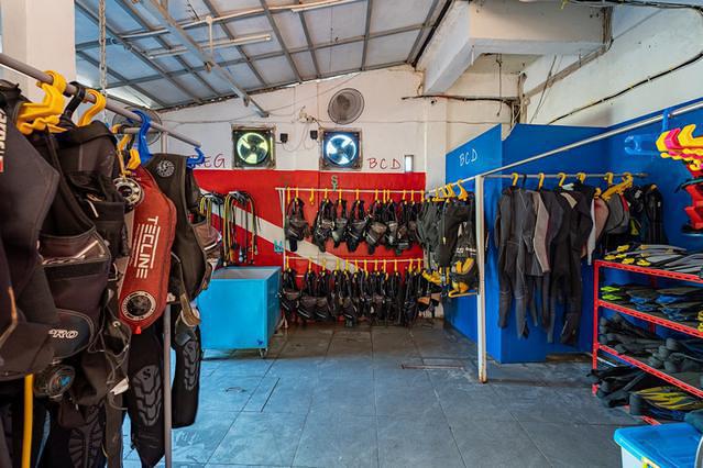 Dragon Dive Komodo - Dive Center in Indonesia